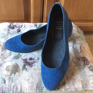 American Apparel pump 7M